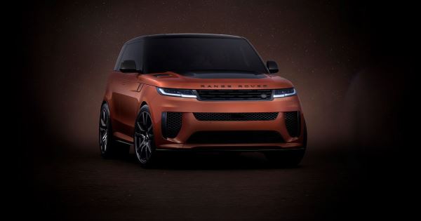 Land Rover выпустил пять «космических» внедорожников