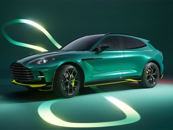 Aston Martin DBX707 получил спецверсию AMR24 в честь одноименного гоночного болида Формулы-1