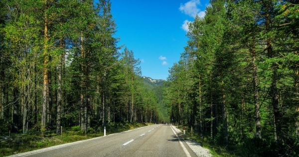 Реклама, после которой вам захочется купить прицеп из СССР