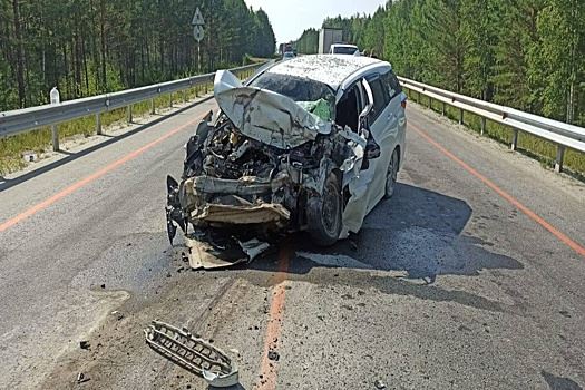 В Приамурье погиб водитель иномарки после столкновения с КАМАЗом