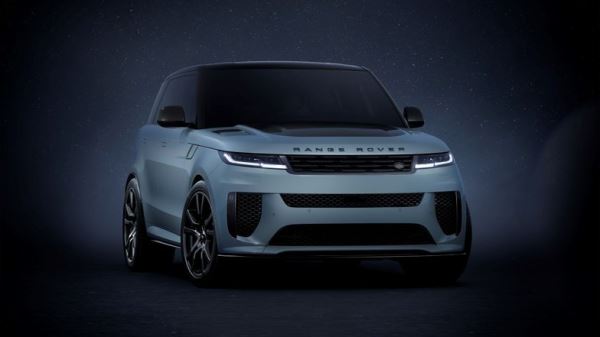 Land Rover выпустил пять «космических» внедорожников